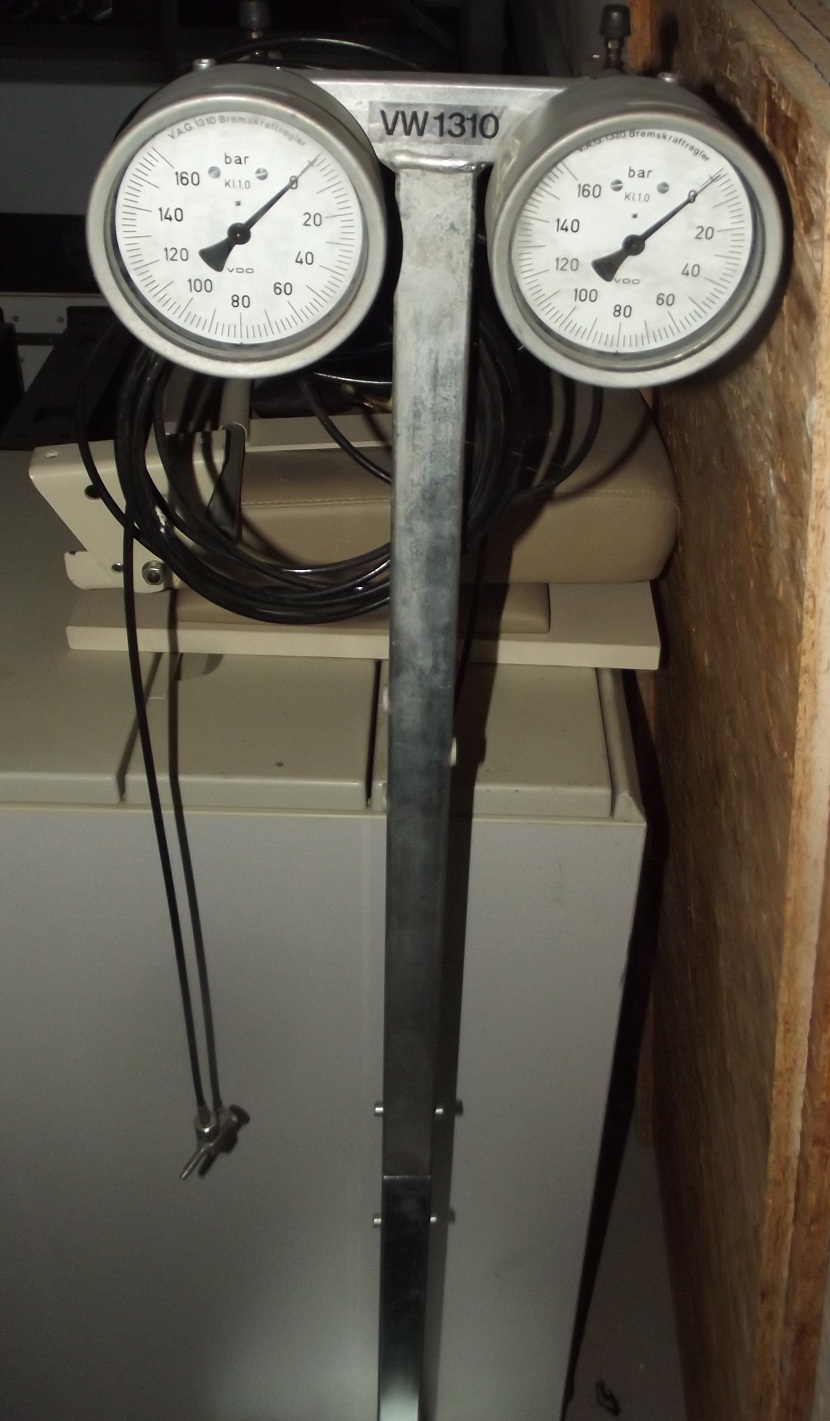 VAG 1310 (2).jpg